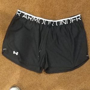 Under Armor size XL short.
